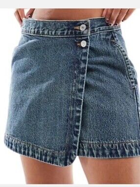 Levis Denim Wrap Skirt Size 24